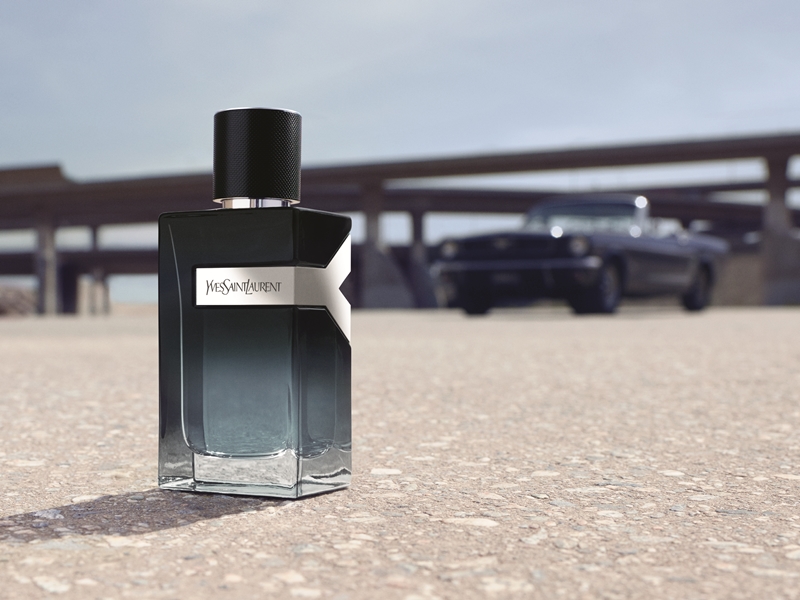 عطر Y EAU DE PARFUM الجديد من YSL BEAUTÉ ... مزيج مثالي لعناصر الشباب والنضج والابداع